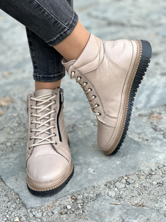 Mega wygodne i lekkie botki ze skóry naturalnej