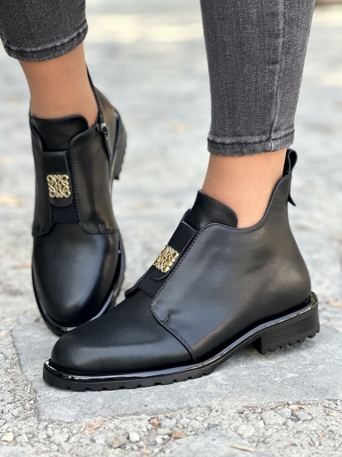 Eleganckie czarne botki ze skóry naturalnej