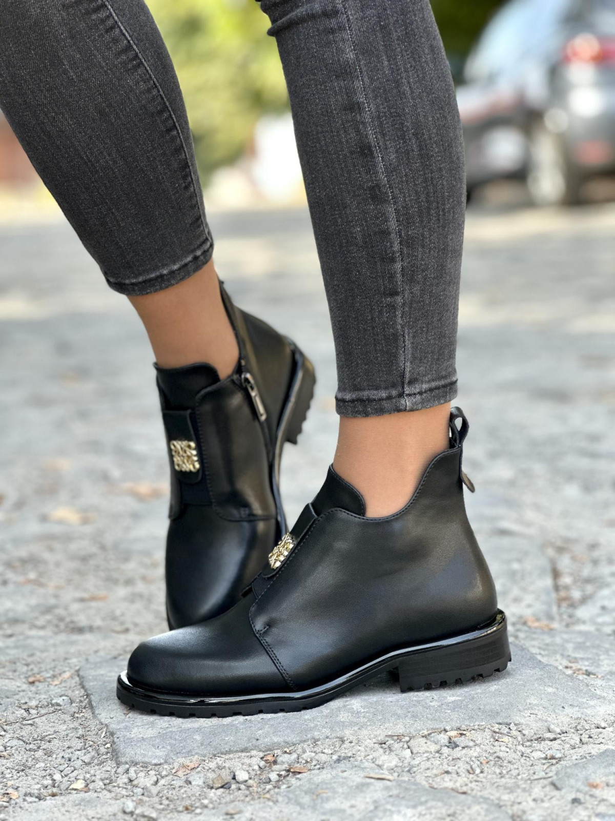 Eleganckie czarne botki ze skóry naturalnej