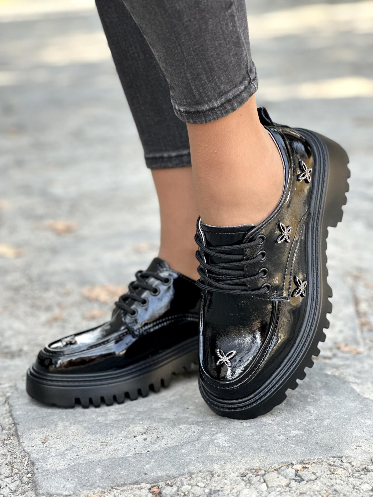 Eleganckie i stylowe półbuty ze skóry naturalnej