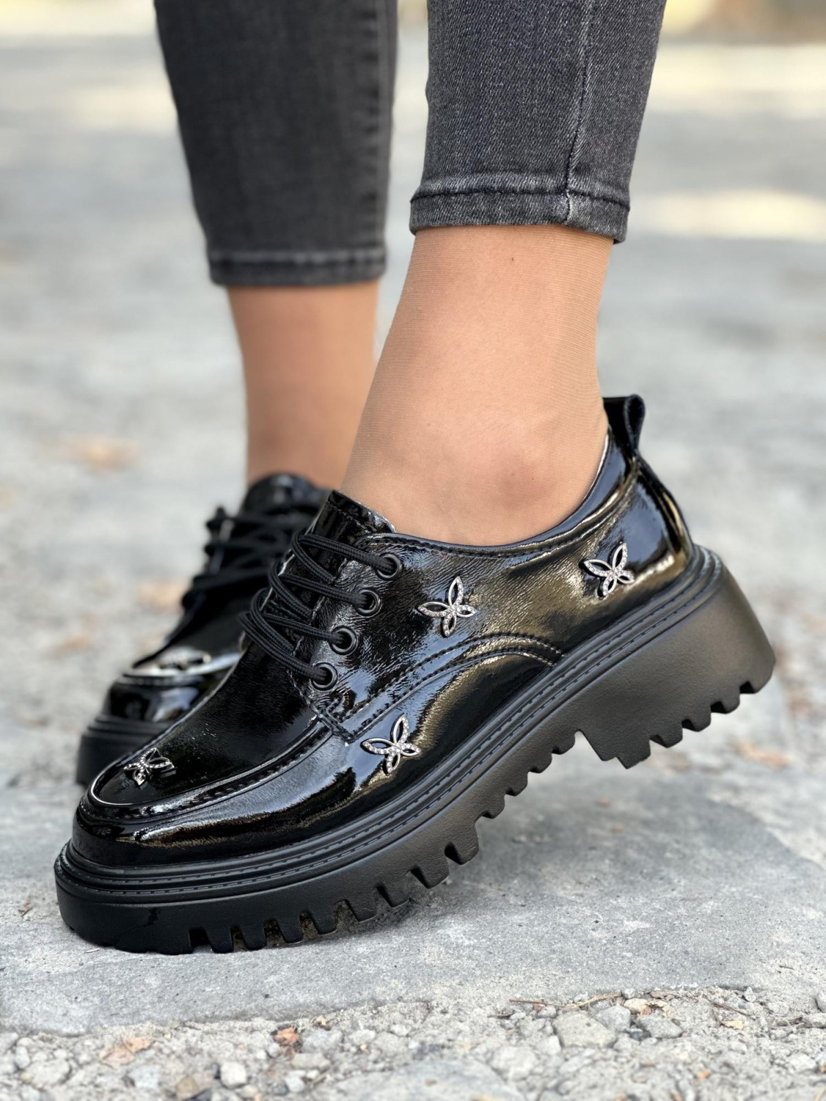 Eleganckie i stylowe półbuty ze skóry naturalnej