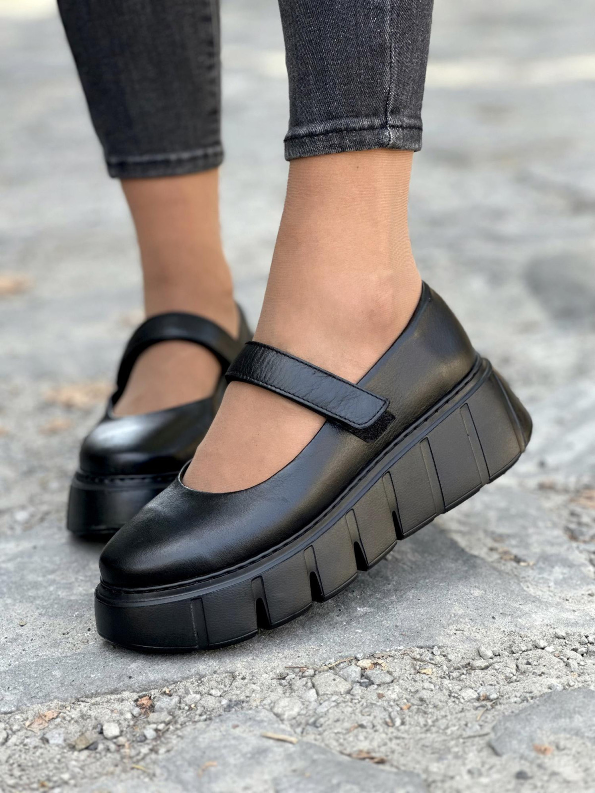 Nowoczesne półbuty OLEKSY z naturalnej skóry Polskiej produkcji