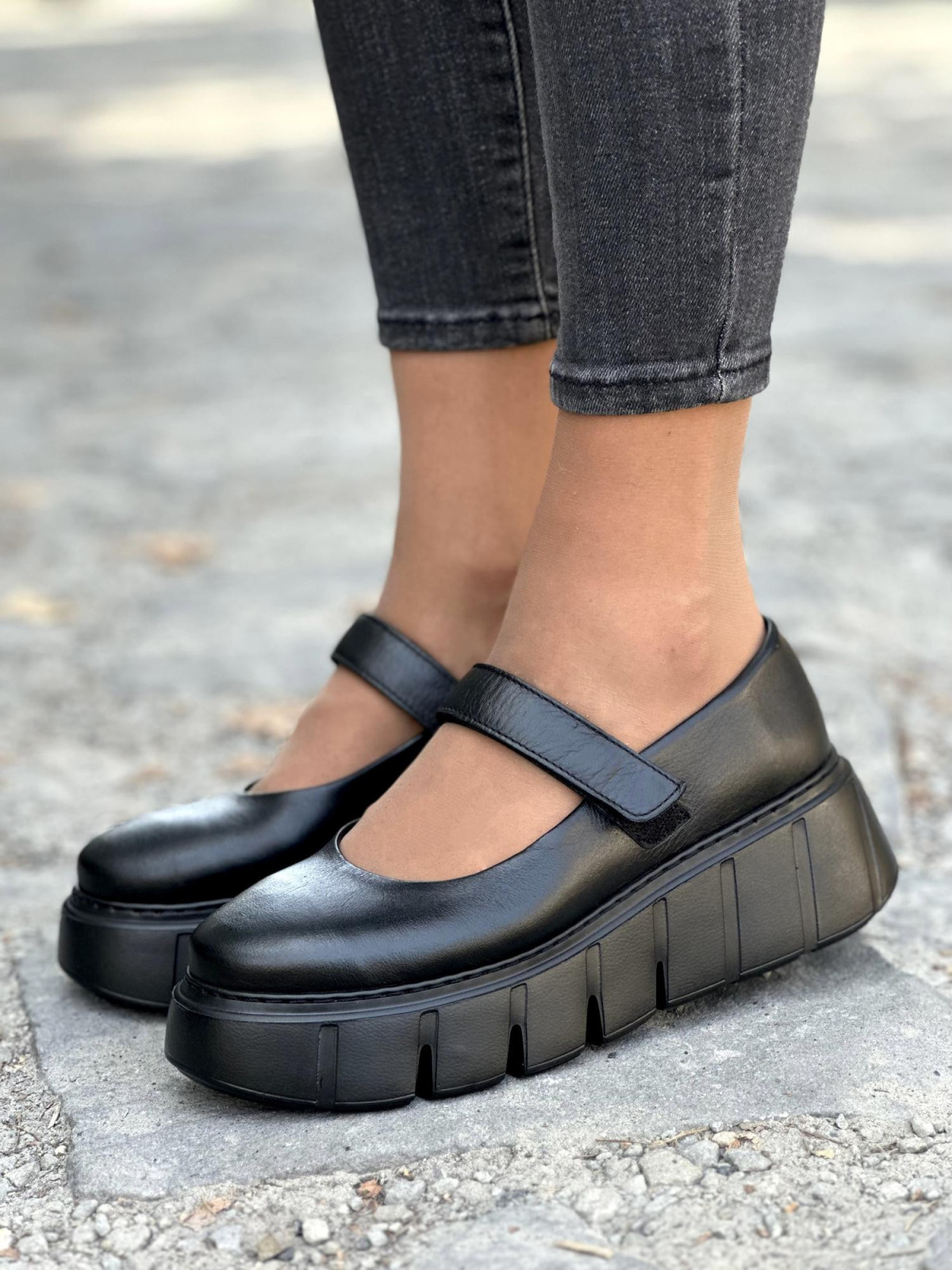 Nowoczesne półbuty OLEKSY z naturalnej skóry Polskiej produkcji