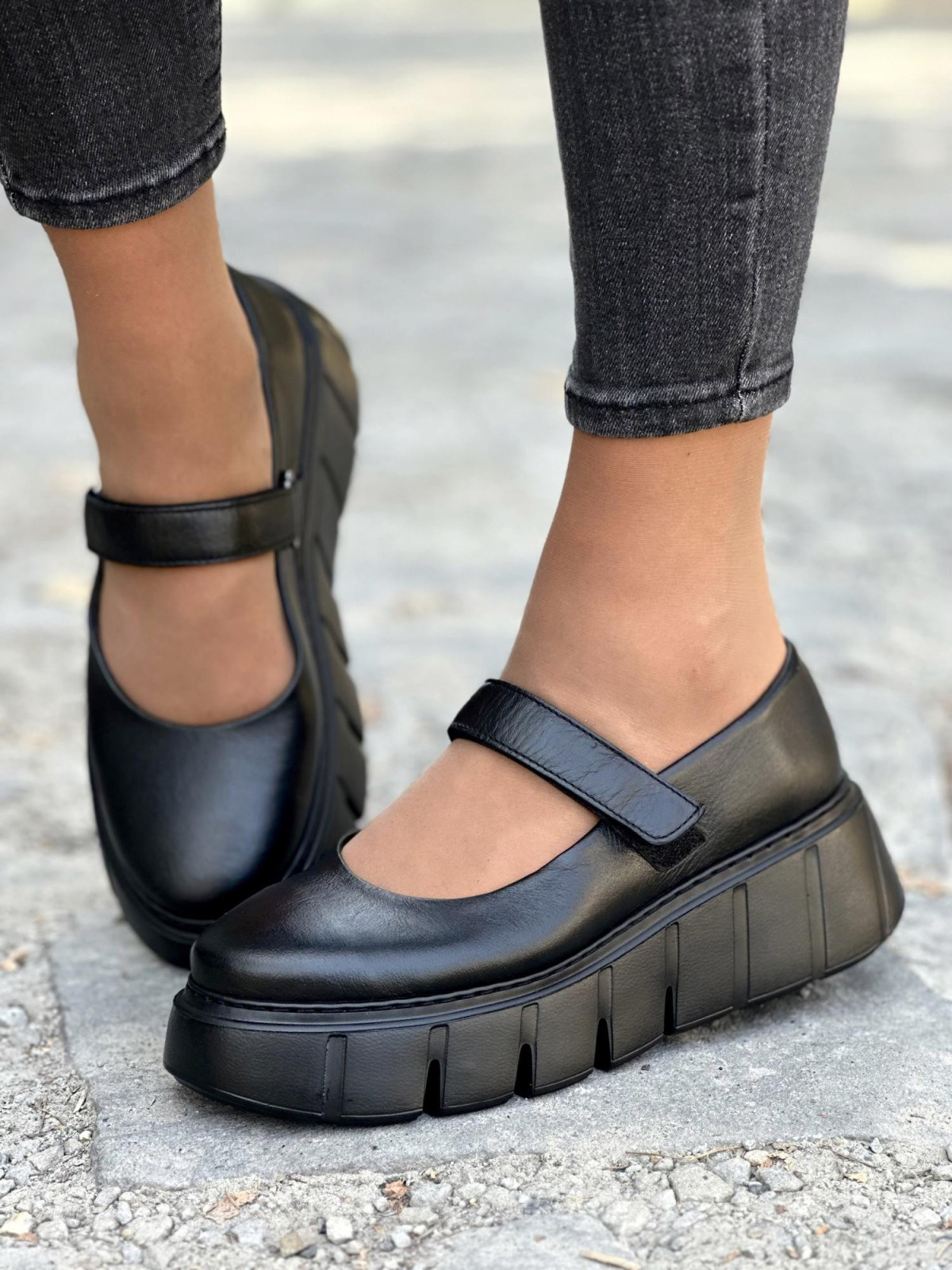 Nowoczesne półbuty OLEKSY z naturalnej skóry Polskiej produkcji