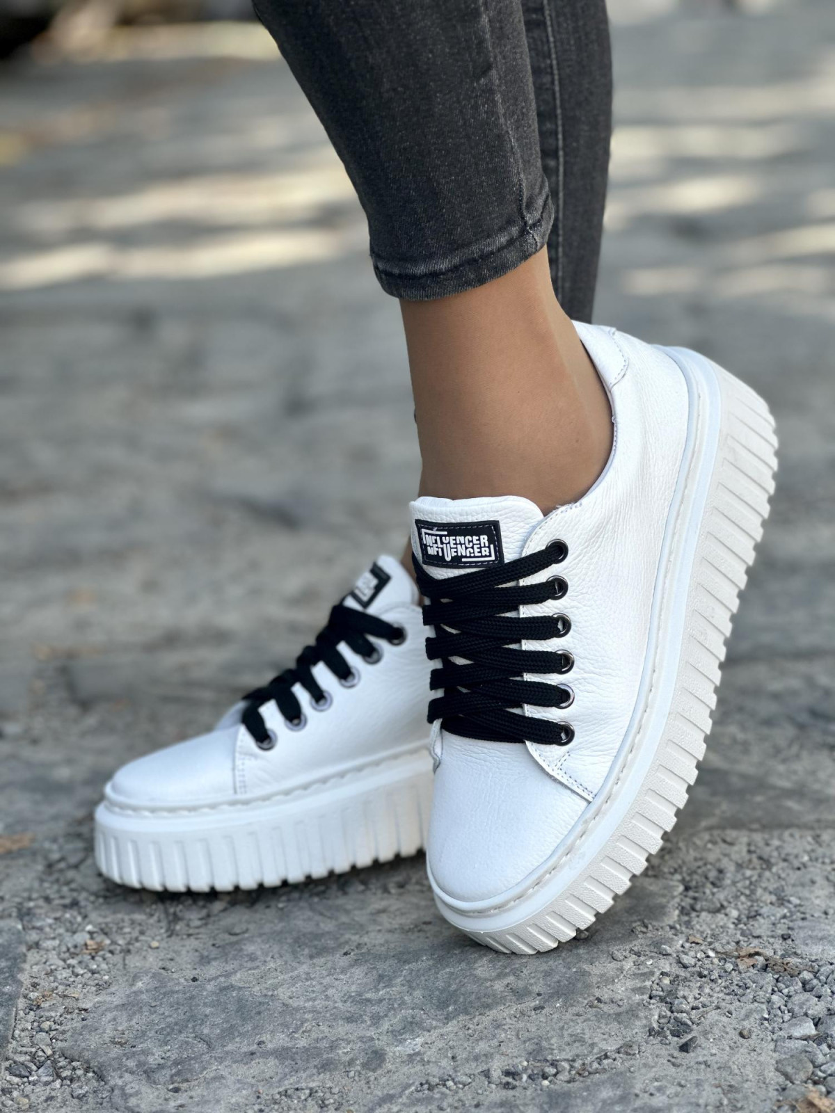 Wyjątkowe skórzane trampki OLEKSY Polskiej produkcji