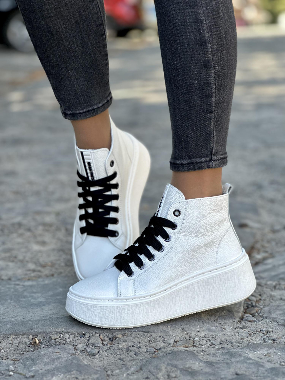 Sneakersy OLEKSY ze skóry Polskiej produkcji