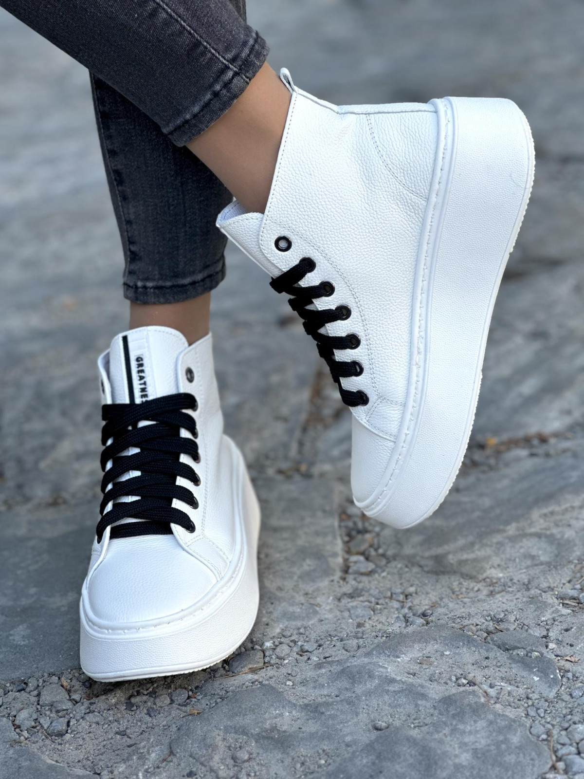 Sneakersy OLEKSY ze skóry Polskiej produkcji