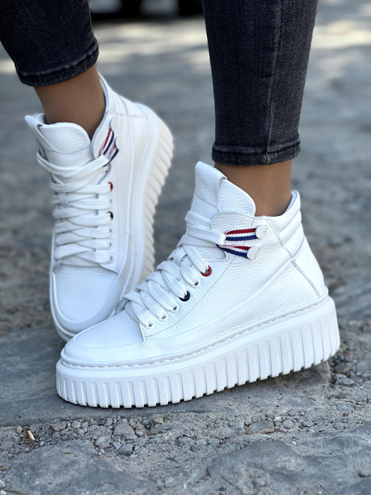 Wyjątkowe skórzane trampki OLEKSY Polskiej produkcji