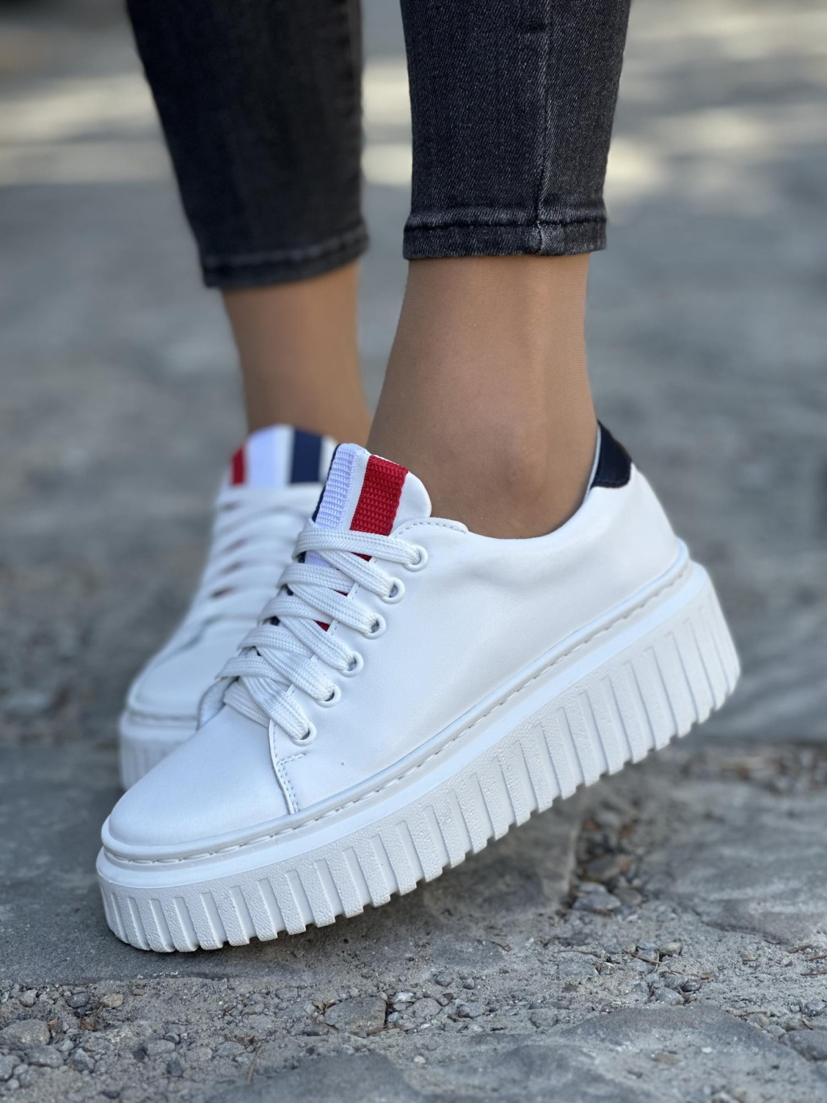 Wyjątkowe skórzane trampki OLEKSY Polskiej produkcji