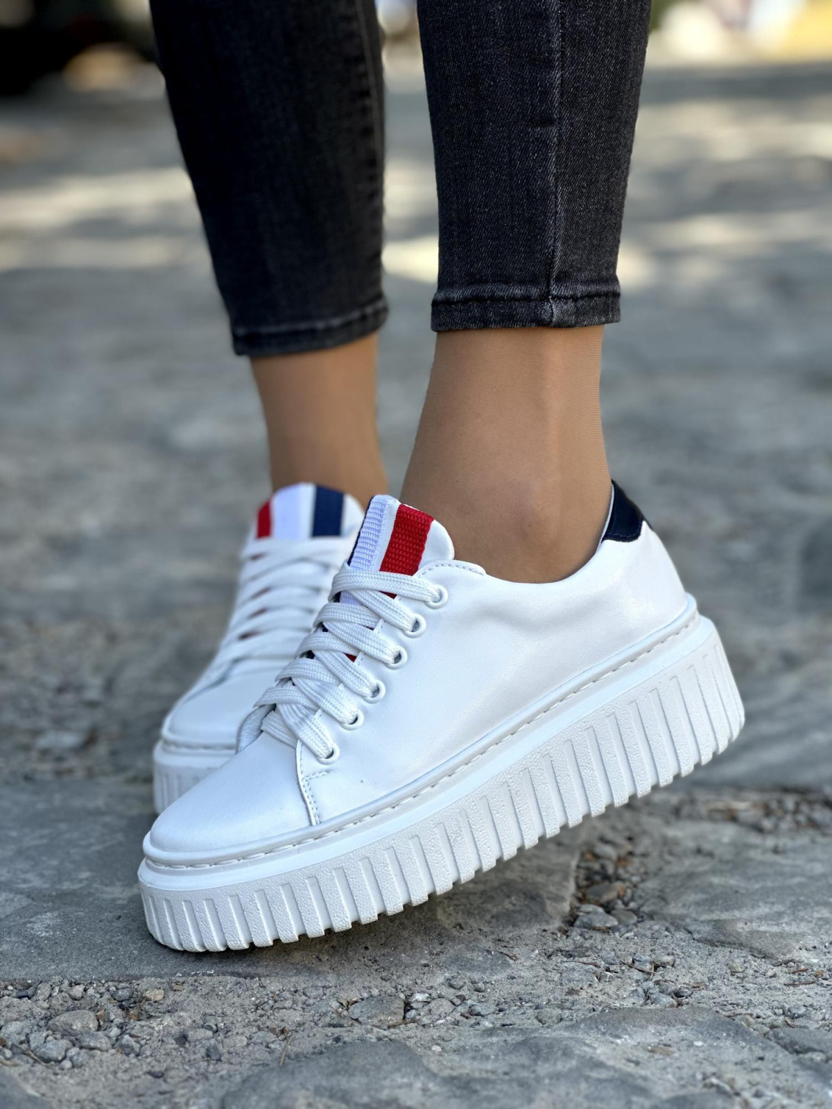 Wyjątkowe skórzane trampki OLEKSY Polskiej produkcji