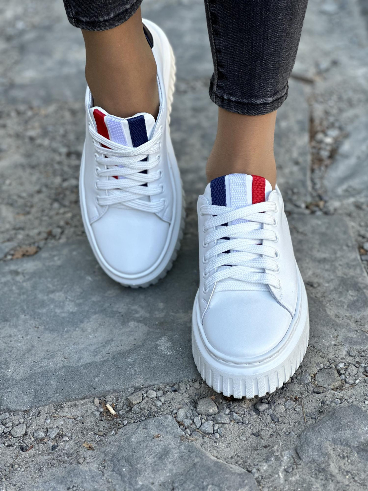 Wyjątkowe skórzane trampki OLEKSY Polskiej produkcji