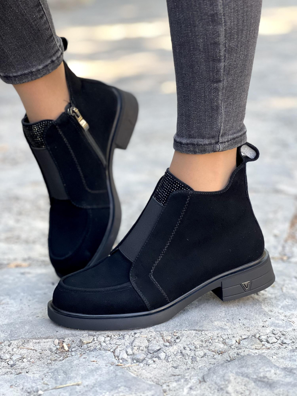 Unikalne botki ze skóry naturalnej