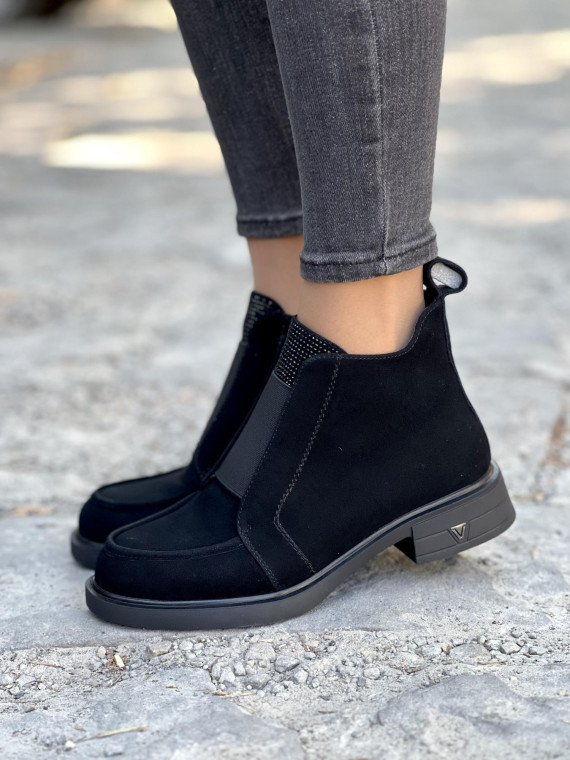 Unikalne botki ze skóry naturalnej