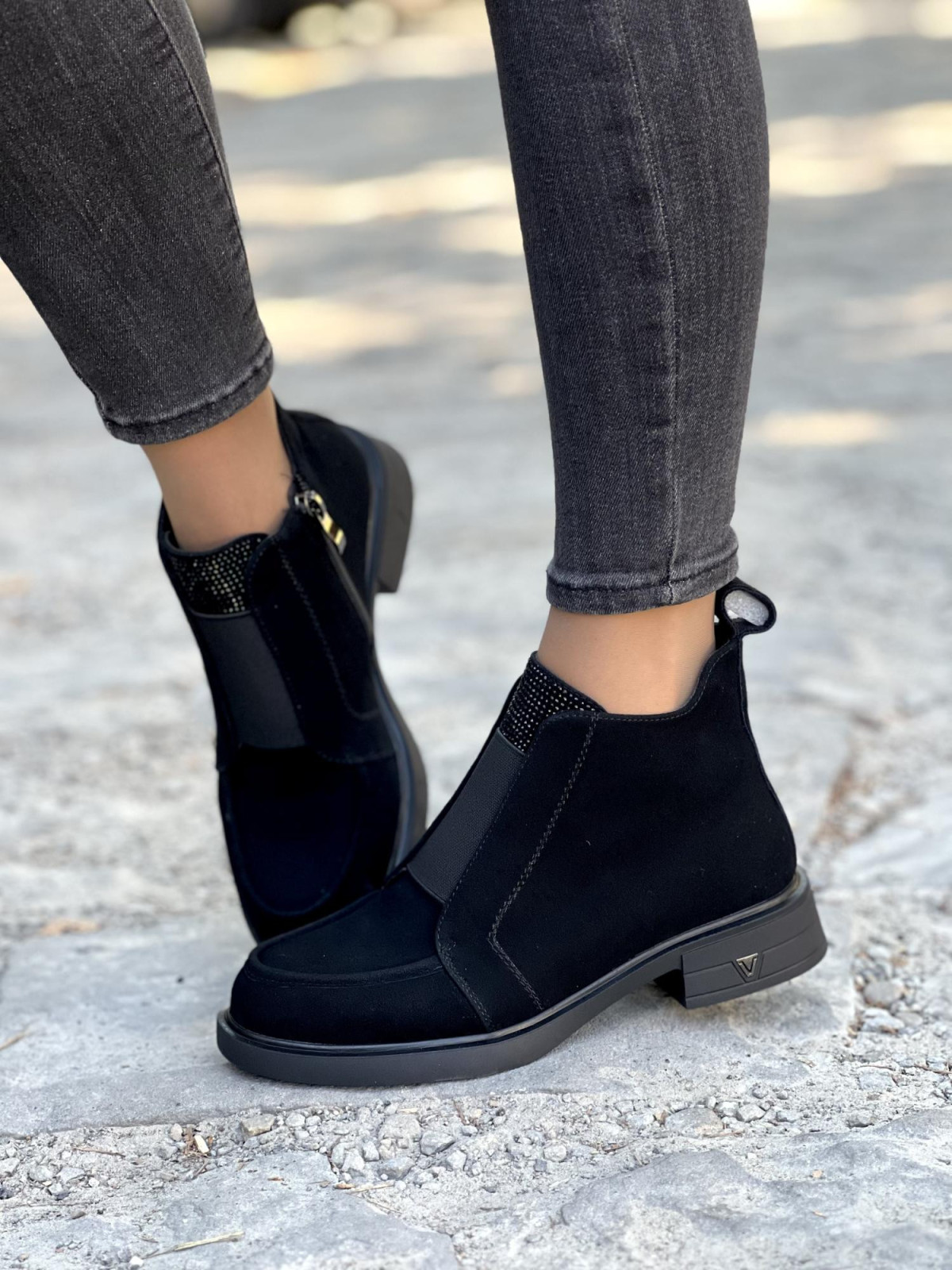 Unikalne botki ze skóry naturalnej