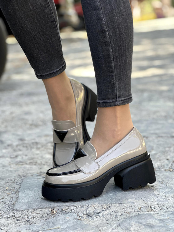 Eleganckie Mokasyny ze Skóry Naturalnej