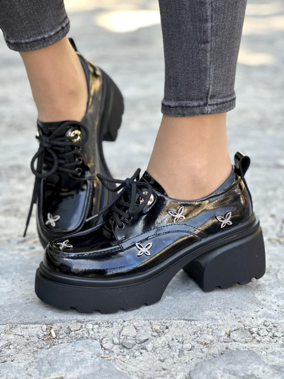 Wyjątkowe póbuty ze skóry naturalnej