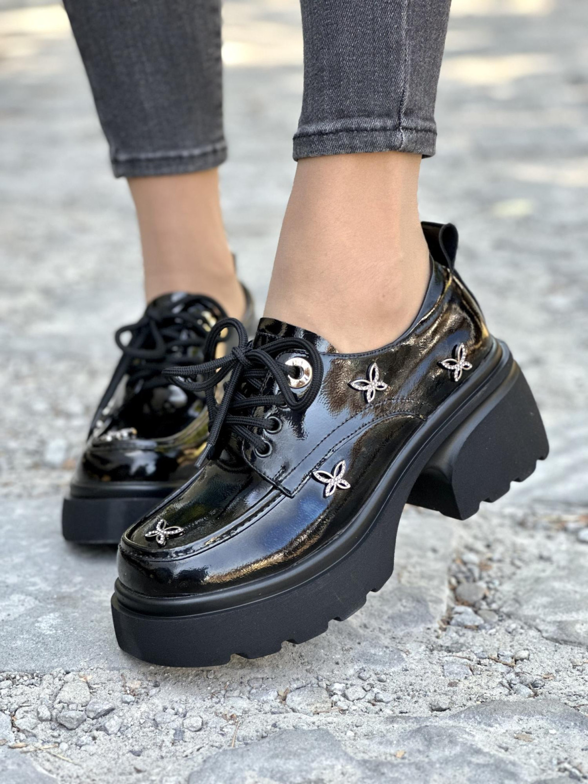 Wyjątkowe póbuty ze skóry naturalnej