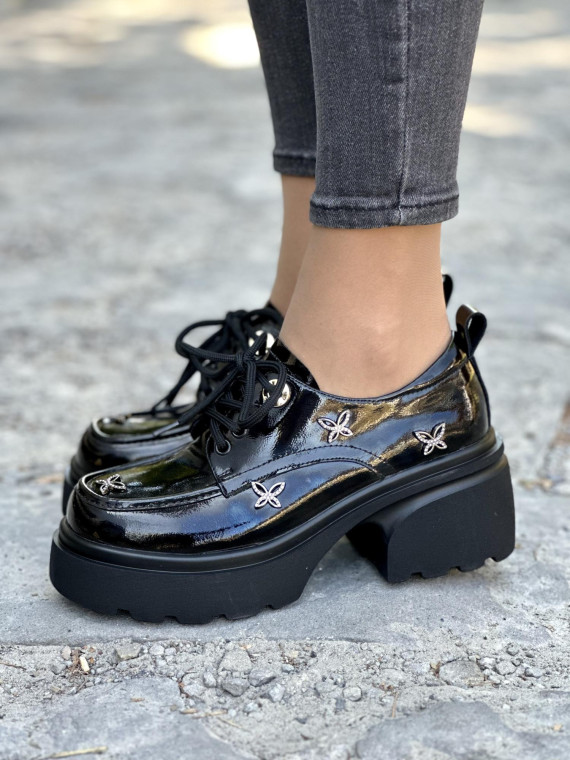 Wyjątkowe póbuty ze skóry naturalnej