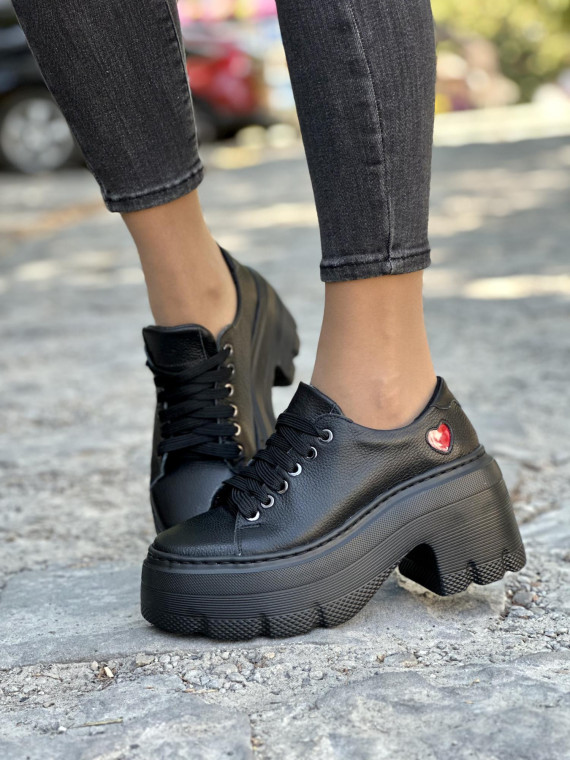 Oryginalne półbuty ze skóry OLEKSY Polskiej produkcji