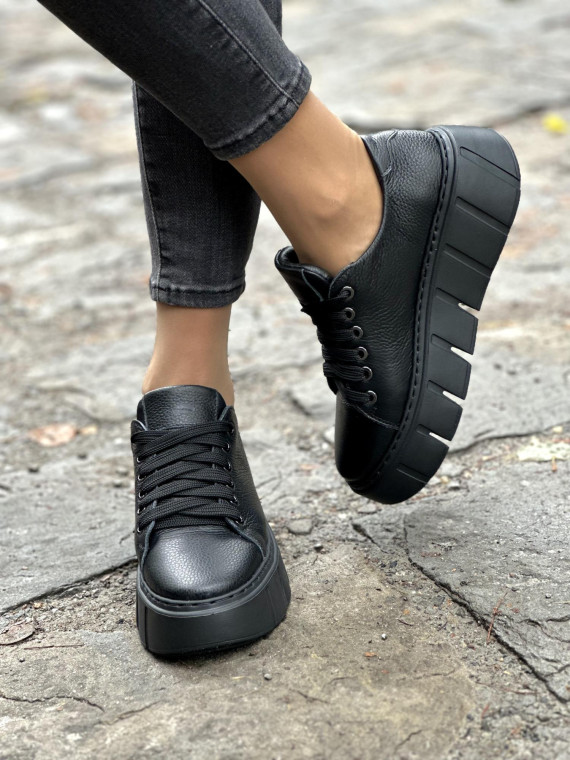 Stylowe trampki OLEKSY ze skóry naturalnej Polskiej produkcji