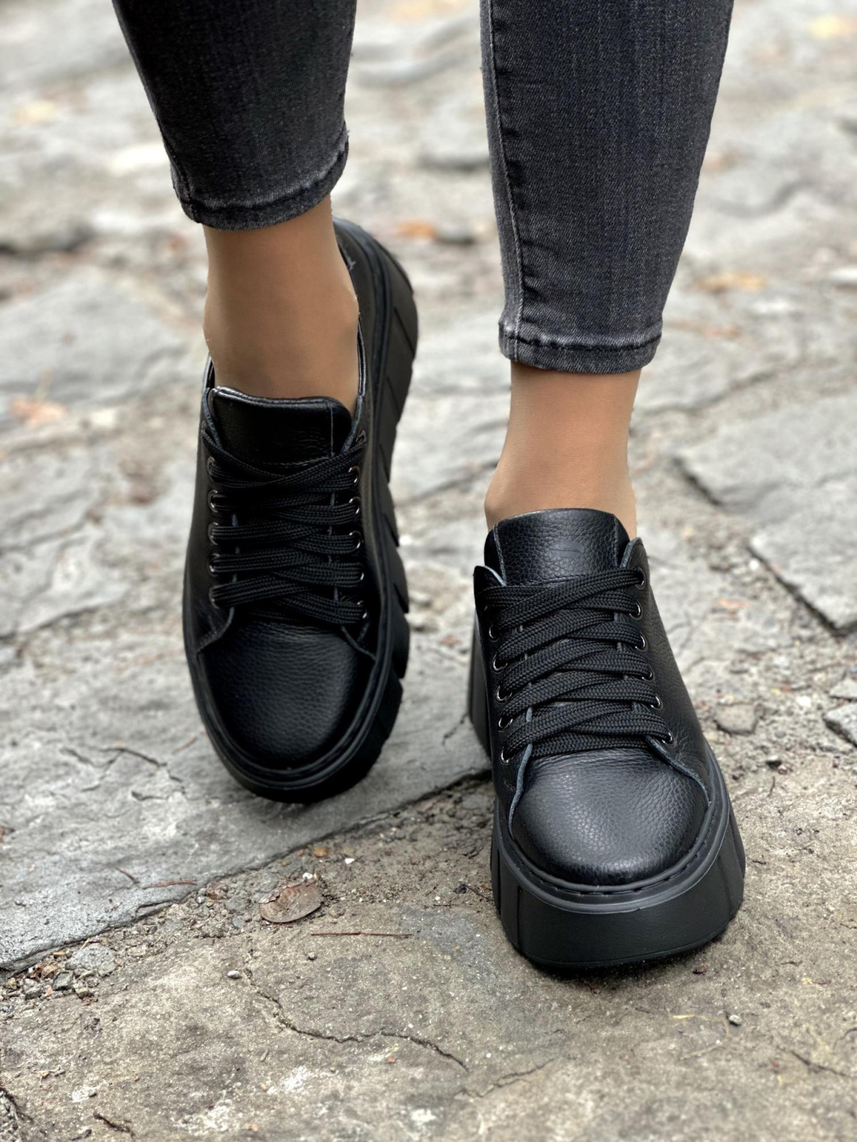 Stylowe trampki OLEKSY ze skóry naturalnej Polskiej produkcji