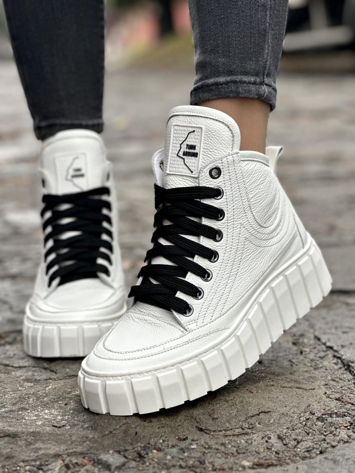 Wyjątkowe sneakersy OLEKSY ze skóry Polskiej produkcji