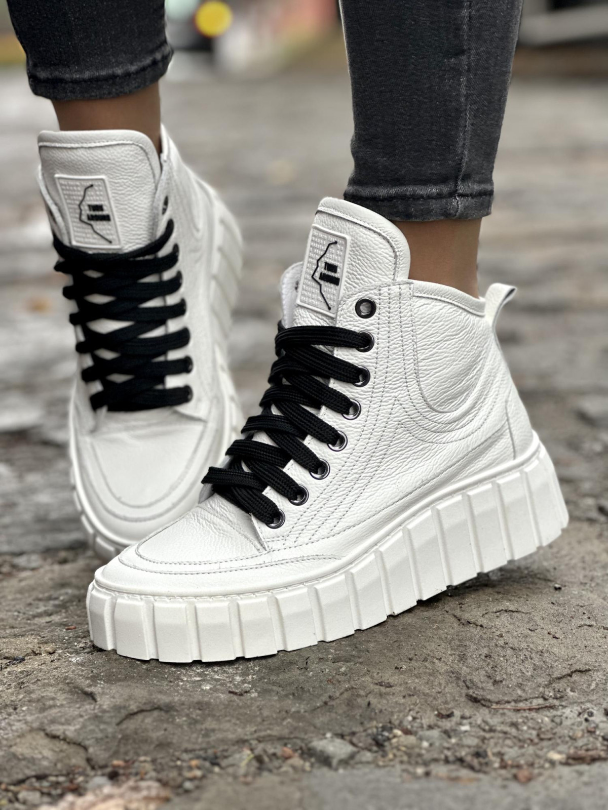 Wyjątkowe sneakersy OLEKSY ze skóry Polskiej produkcji