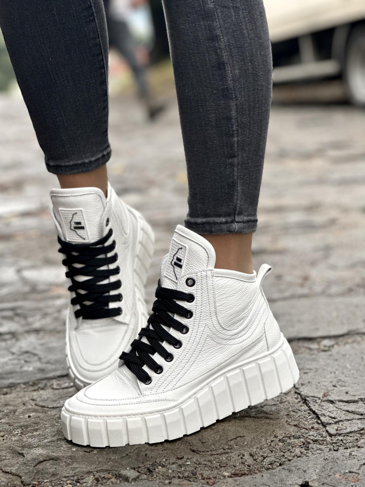 Wyjątkowe sneakersy OLEKSY ze skóry Polskiej produkcji