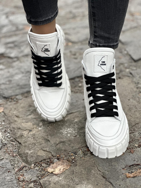 Wyjątkowe sneakersy OLEKSY ze skóry Polskiej produkcji