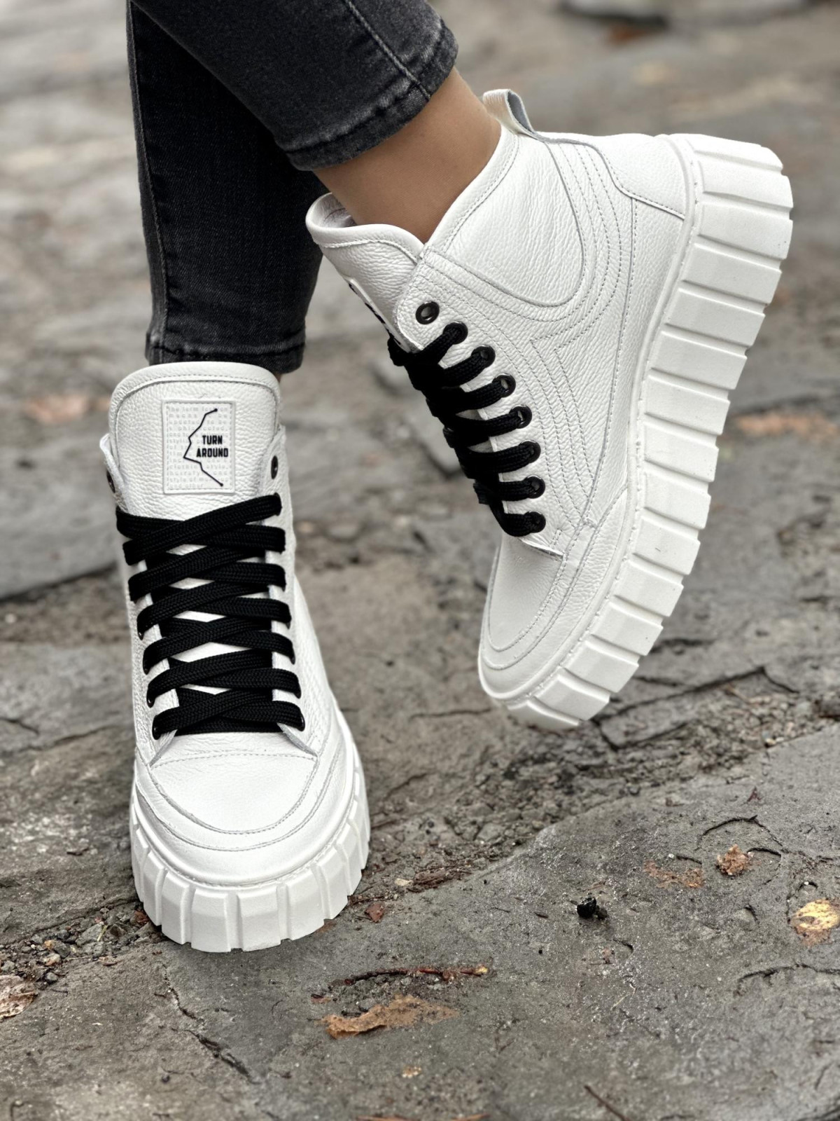 Wyjątkowe sneakersy OLEKSY ze skóry Polskiej produkcji