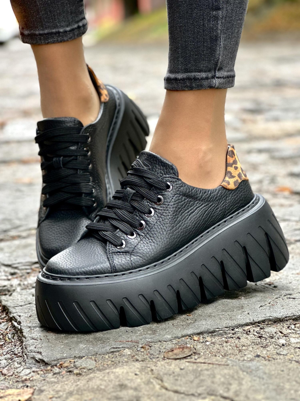 Oryginalne sneakersy OLEKSY ze skóry Polskiej produkcji