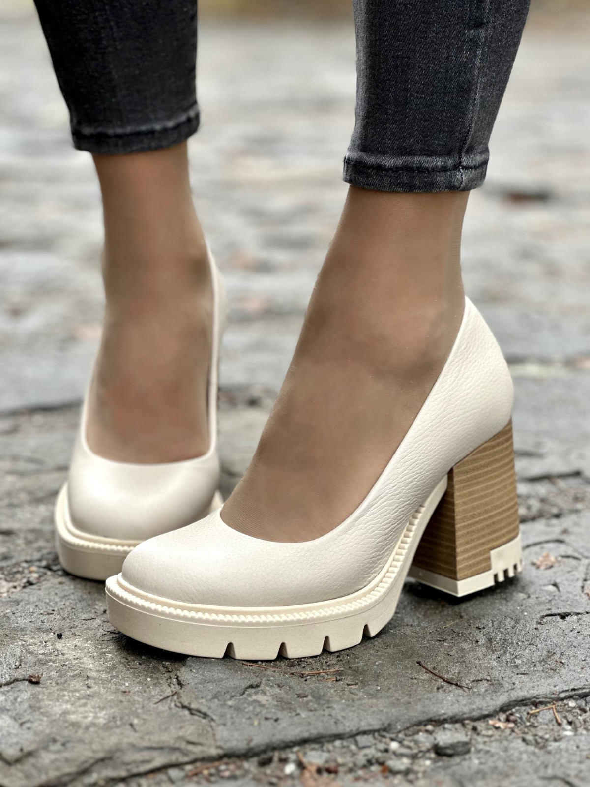 Eleganckie czółenka OLEKSY ze skóry Polskiej produkcji