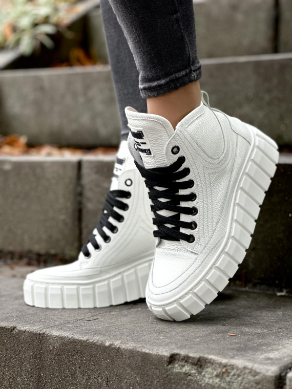 Stylowe trampki OLEKSY ze skóry naturalnej Polskiej produkcji