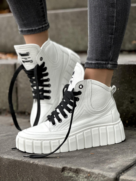 Stylowe trampki OLEKSY ze skóry naturalnej Polskiej produkcji