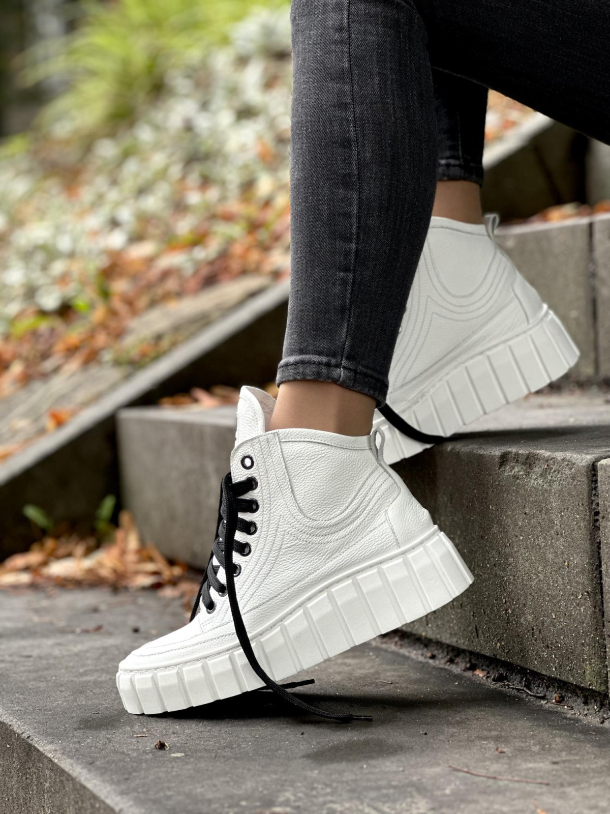 Stylowe trampki OLEKSY ze skóry naturalnej Polskiej produkcji