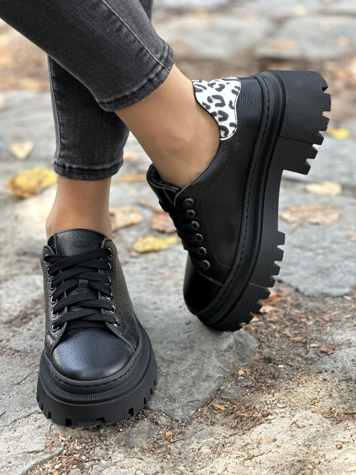 Półbuty OLEKSY ze skóry Polskiej produkcji