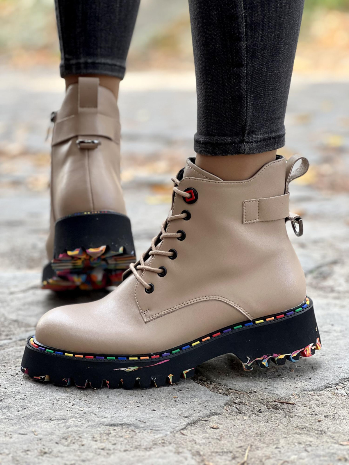 Stylowe trapery wykonane ze skóry naturalnej