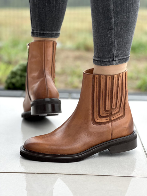 Wyjątkowe botki OLEKSY Polskiej produkcji ze skóry naturalnej