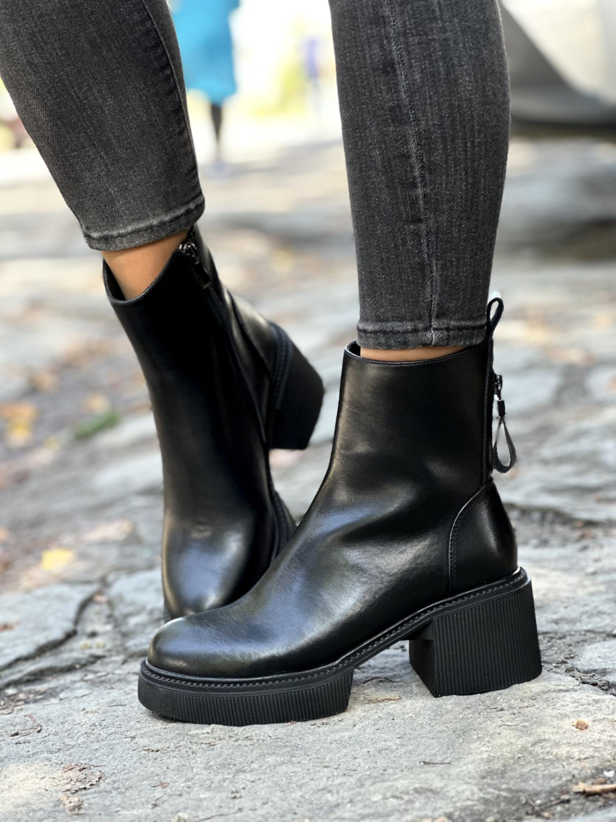 Botki wykonane ze skóry naturalnej