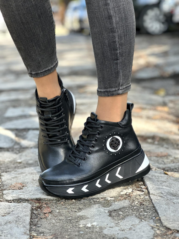 Stylowe botki ze skóry naturalnej