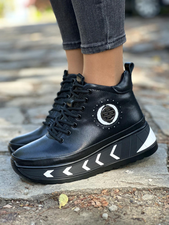 Stylowe botki ze skóry naturalnej