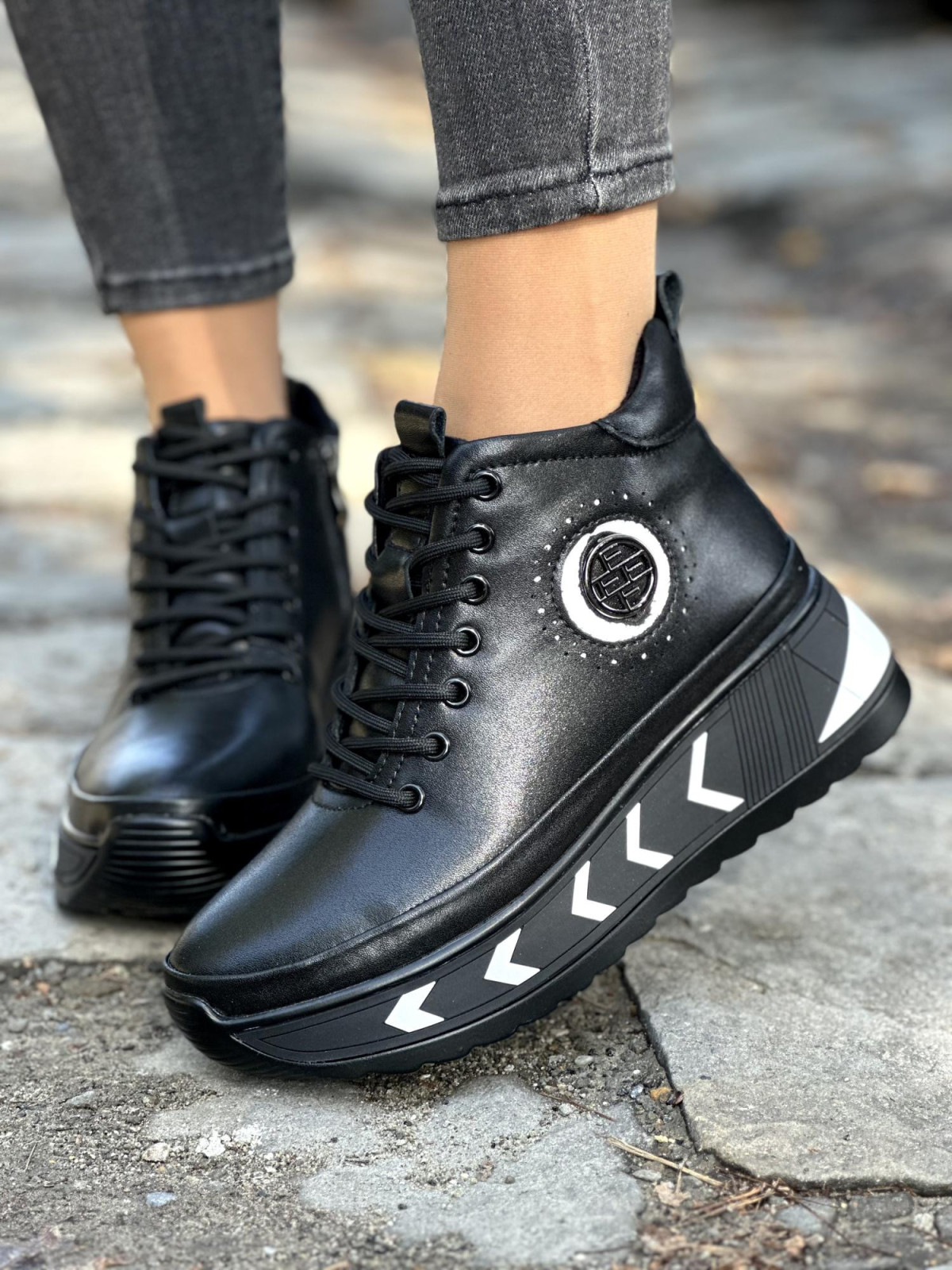 Stylowe botki ze skóry naturalnej