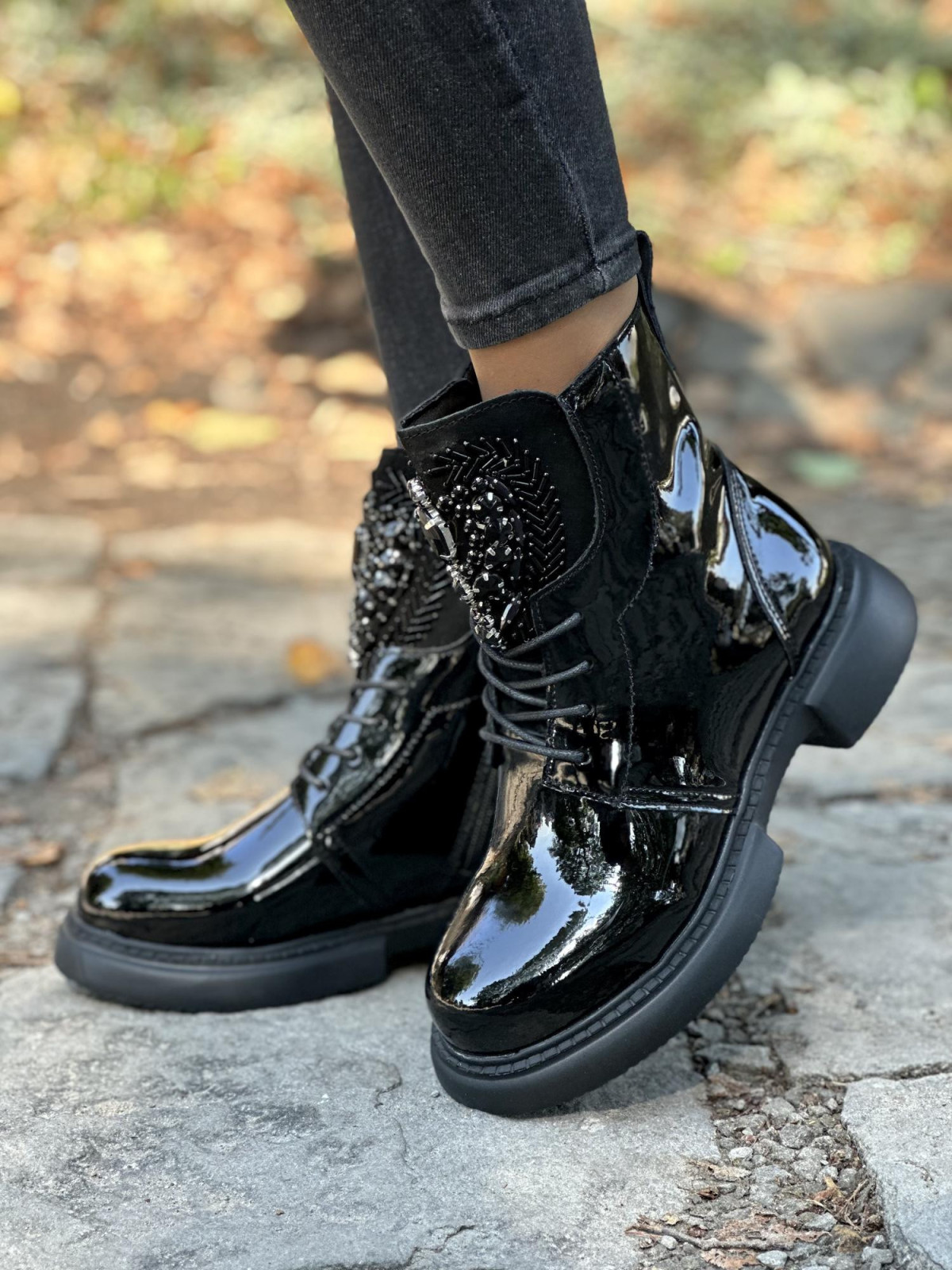 Eleganckie i efektowne botki ze skóry naturalnej