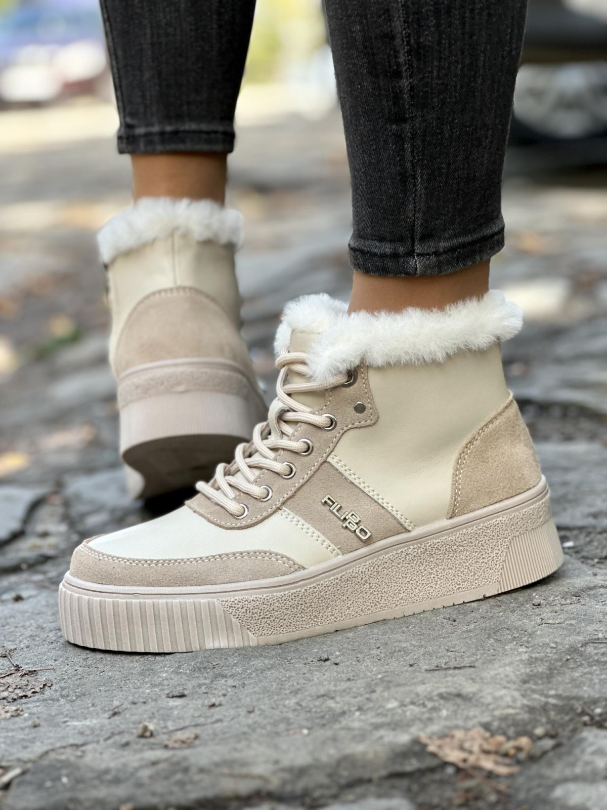 Sneakersy wykonane ze skóry naturalnej