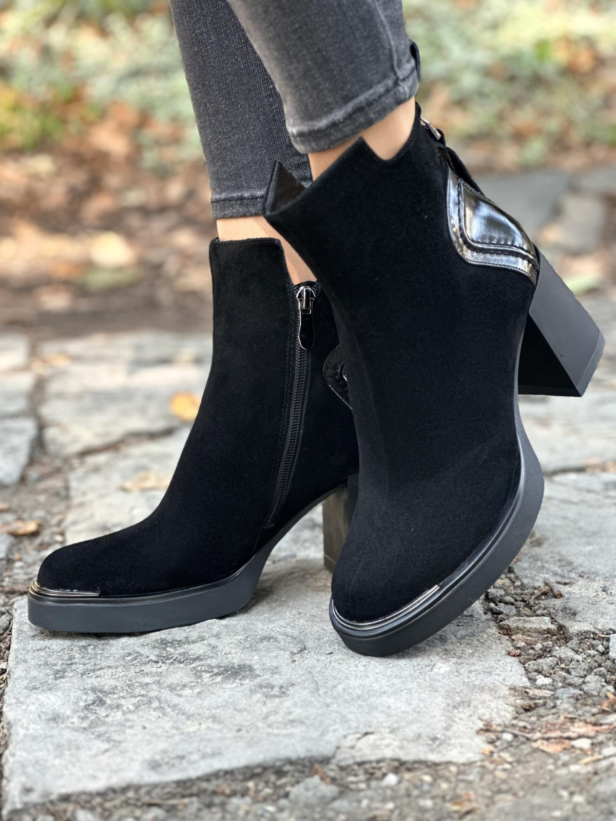 Nowoczesne i stylowe botki ze skóry naturalnej