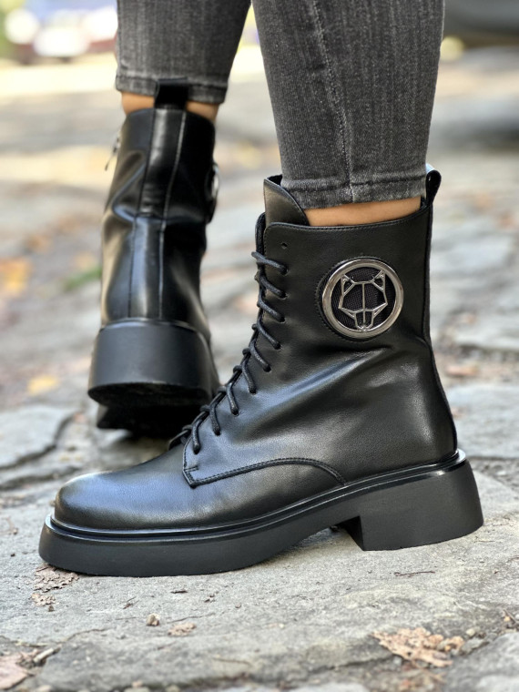 Botki wykonane ze skóry naturalnej