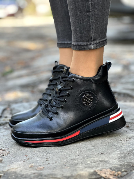 Sneakersy wykonane ze skóry naturalnej