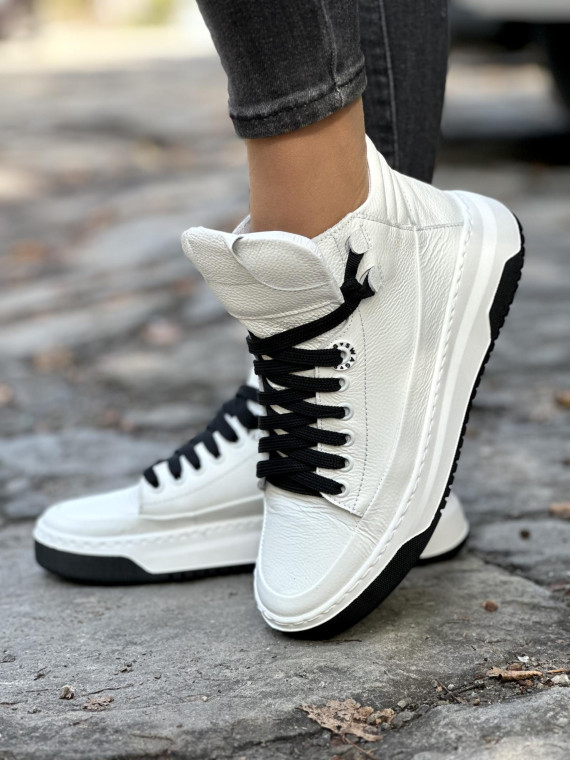 Białe trampki OLEKSY ze skóry Polskiej produkcji