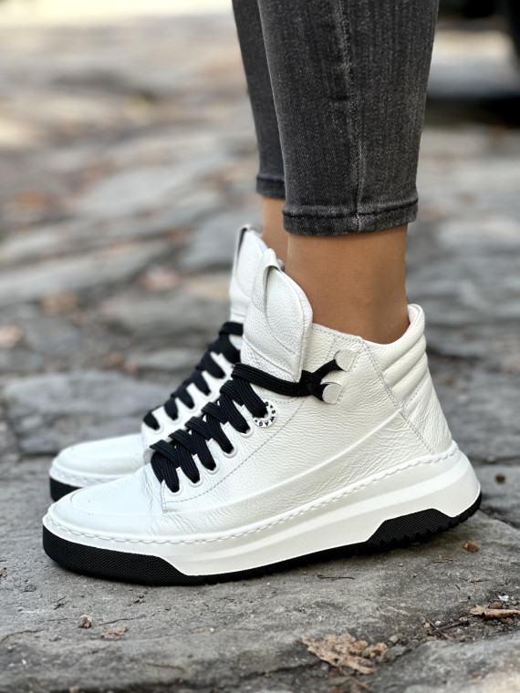 Białe trampki OLEKSY ze skóry Polskiej produkcji