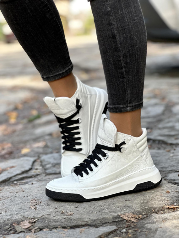 Białe trampki OLEKSY ze skóry Polskiej produkcji